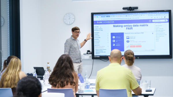 Startseite - Master of Applied Health Informatics (M.Sc.)